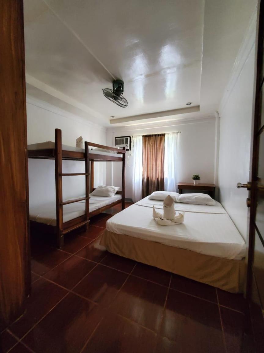Ricardo Valley Inn Coron Exterior foto